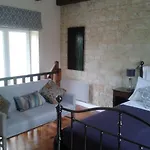 Сasa de vacaciones La Maison Tumtum Arbre Loudun