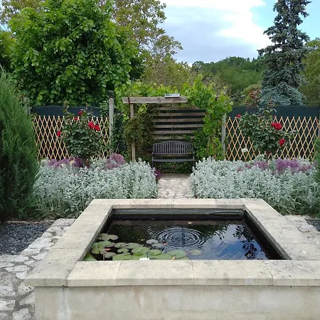 Holiday home La Maison Tumtum Arbre Loudun