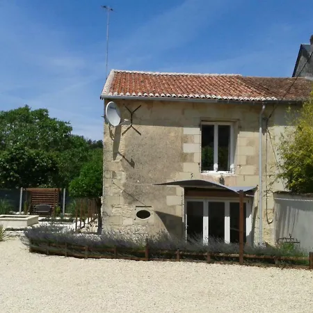 La Maison Tumtum Arbre Holiday home *